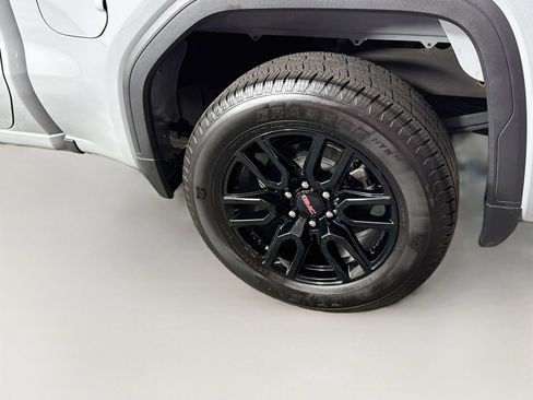 Used 2024 GMC Sierra 1500 Elevation AWD/4WD image 26