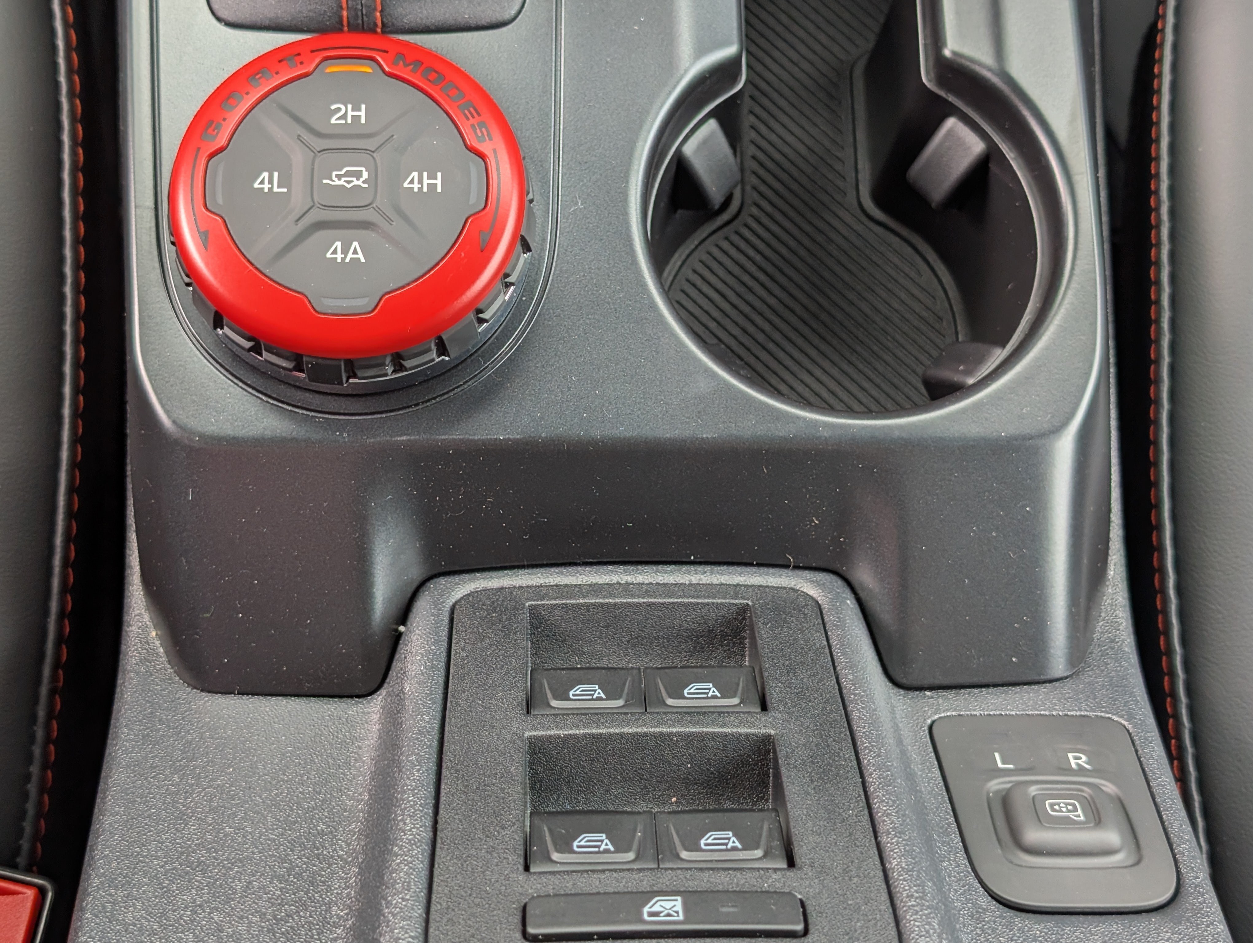 New 2026 Ford Bronco Raptor w/ Interior Carbon Fiber Pack AWD/4WD image 18