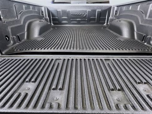 Used 2024 RAM 2500 Laramie image 28