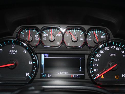 Used 2017 Chevrolet Silverado 1500 LT w/ All Star Edition image 24