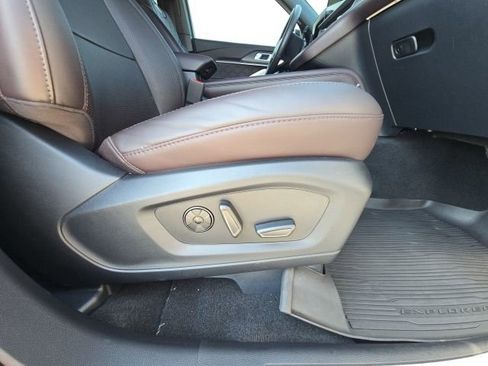 Used 2025 Ford Explorer Platinum w/ Ultimate Package image 22