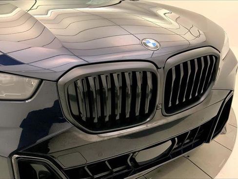 Used 2024 BMW X5 xDrive40i w/ M Sport Package image 29