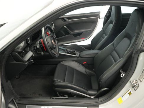 Used 2020 Porsche 911 Carrera 4S AWD/4WD image 45