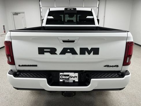 Used 2025 RAM 3500 Laramie AWD/4WD image 9