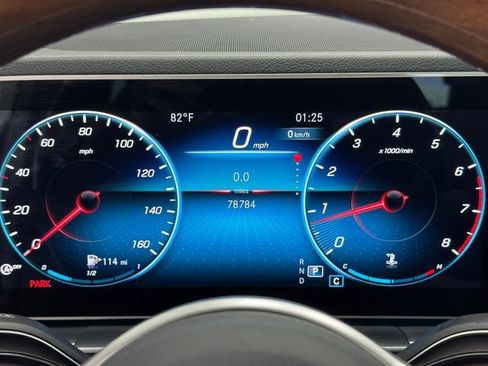Used 2022 Mercedes-Benz GLE 350 image 2