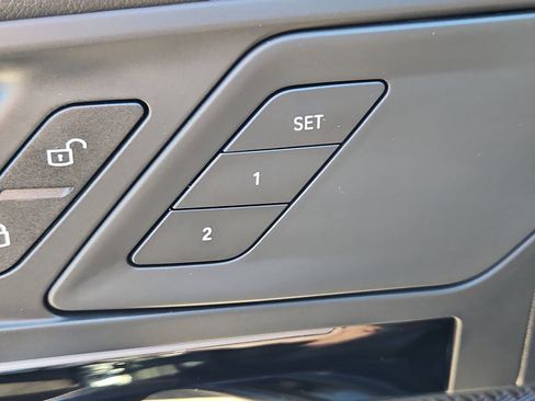 Used 2024 BMW X1 xDrive28i w/ Convenience Package image 19