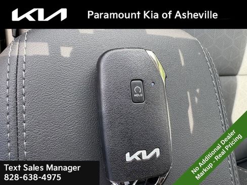 New 2026 Kia Seltos EX FWD image 28