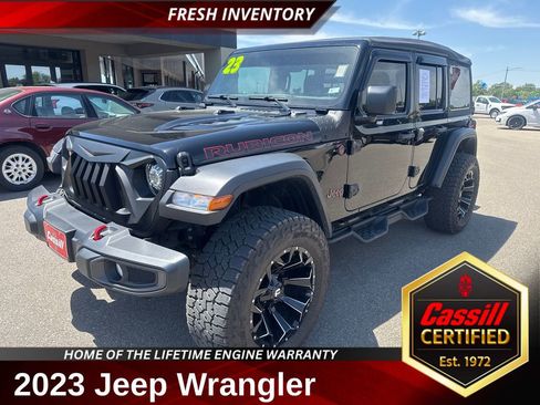 Used 2023 Jeep Wrangler Unlimited Rubicon w/ Cold Weather Group AWD/4WD image 1