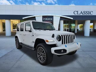 Used 2023 Jeep Wrangler Unlimited Sahara AWD/4WD video 1