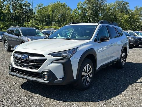 New 2025 Subaru Outback Premium image 3