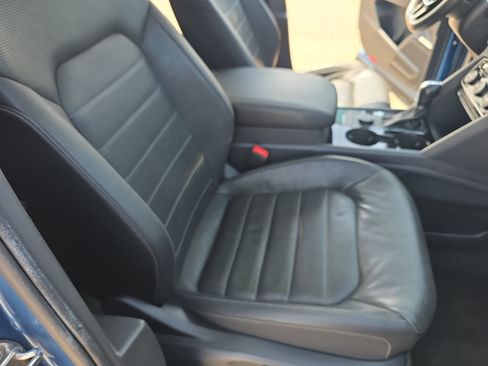 Used 2019 Volkswagen Atlas SEL Premium AWD/4WD image 19