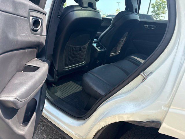 Used 2020 Volvo XC60 T5 Inscription AWD/4WD image 8