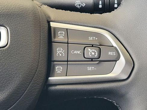 New 2025 Jeep Compass Limited w/ Sun & Sound Group image 32