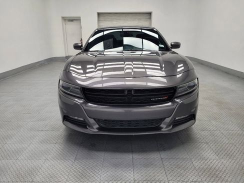 Used 2016 Dodge Charger SXT image 14