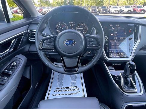 Used 2025 Subaru Outback Onyx Edition AWD/4WD image 5