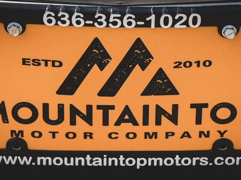 Used 2011 Buick Enclave CXL image 3