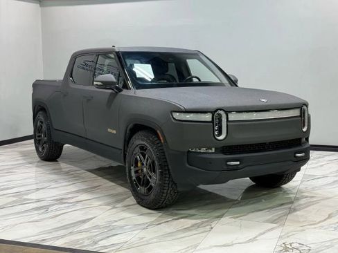 Used 2022 Rivian R1T Launch Edition image 4