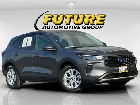 Certified 2025 Ford Escape Active FWD image 1