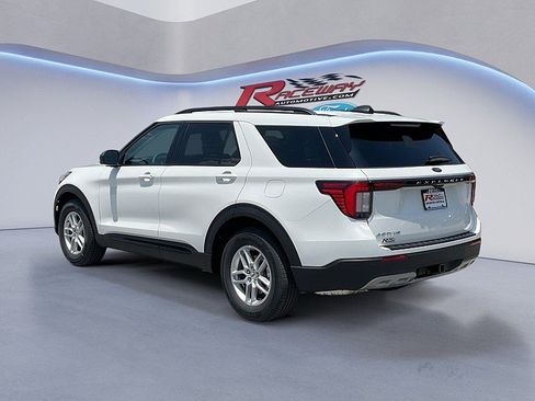 New 2026 Ford Explorer Active w/ Active Comfort Package RWD image 4