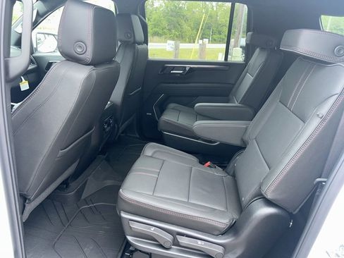 New 2026 Chevrolet Suburban RST w/ Comfort Package RWD image 7