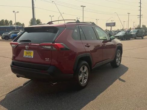 Used 2025 Toyota RAV4 XLE w/ Convenience Package AWD/4WD image 8