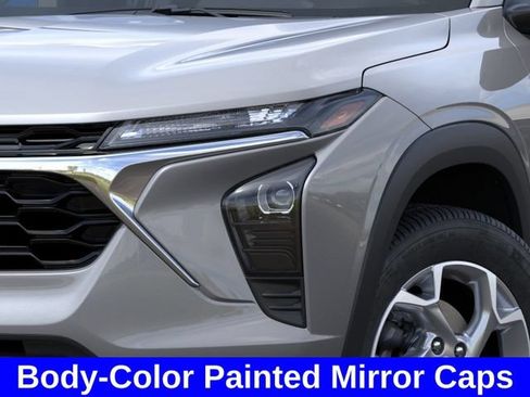 New 2026 Chevrolet Trax LS w/ LS Convenience Package FWD image 11