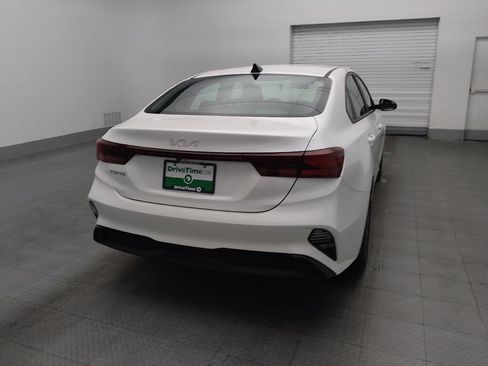 Used 2023 Kia Forte LXS FWD image 7