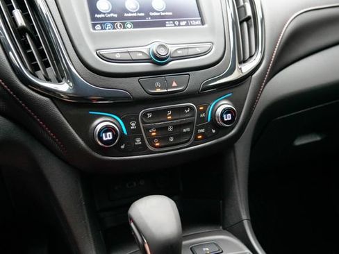 Used 2022 Chevrolet Equinox RS FWD image 29