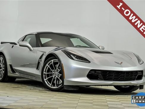 Used 2017 Chevrolet Corvette Grand Sport image 1