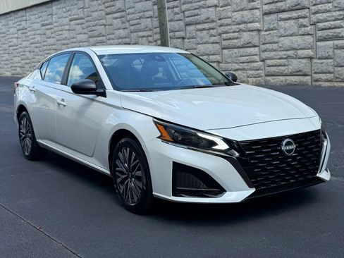 Used 2026 Nissan Altima 2.5 SV AWD/4WD image 4
