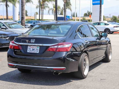 Used 2016 Honda Accord EX image 11
