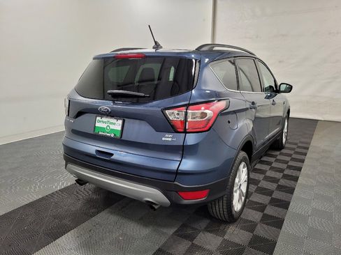 Used 2018 Ford Escape SE w/ SE Sync 3 Package AWD/4WD image 9