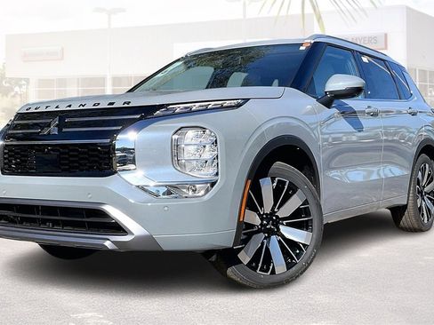 New 2026 Mitsubishi Outlander SEL image 2