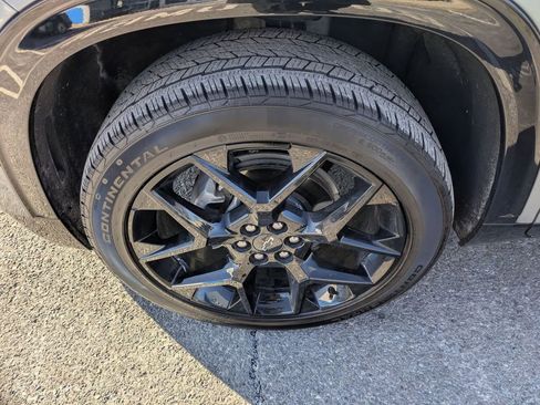 Used 2024 Chevrolet Traverse RS w/ LPO, Floor Liner Package image 30