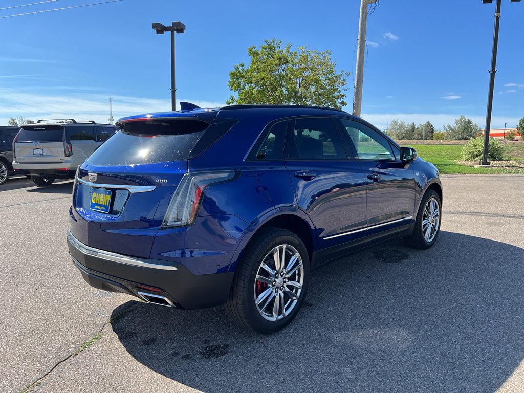 Certified 2026 Cadillac XT5 Sportv w/ LPO, Floor Liner Package AWD/4WD image 35