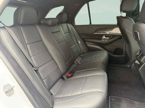 Used 2020 Mercedes-Benz GLE 350 w/ Premium Package image 11