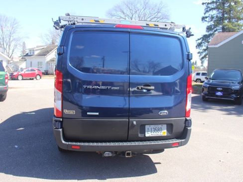 Used 2020 Ford Transit 250 Low Roof image 28