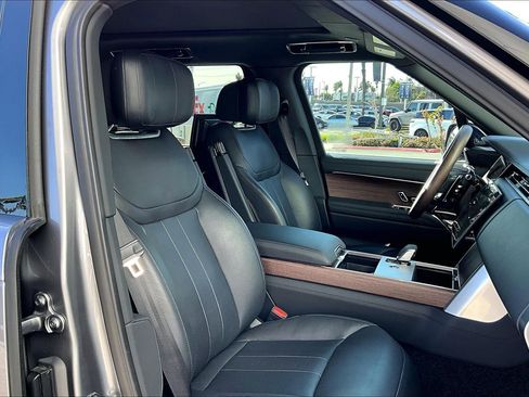 Used 2025 Land Rover Range Rover Long Wheelbase Autobiography image 7