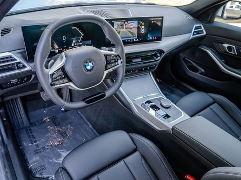Used 2026 BMW 330i Sedan image 4
