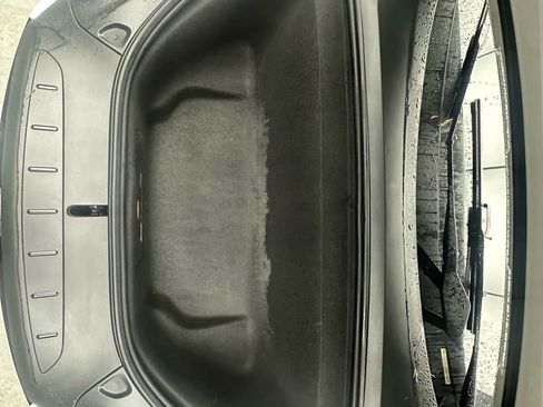 Used 2022 Tesla Model X Plaid image 42