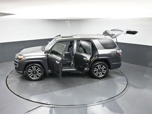 Used 2016 Toyota 4Runner Limited image 46