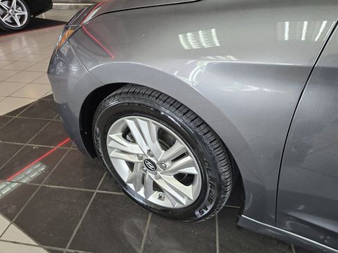 Used 2019 Hyundai Elantra Value Edition FWD image 26