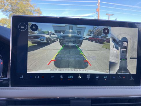 New 2025 Lincoln Corsair Reserve image 23