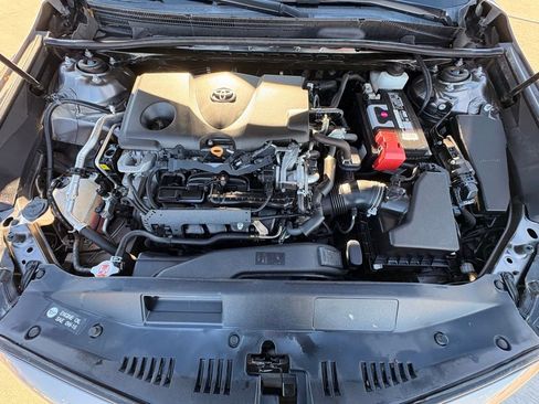 Used 2019 Toyota Camry SE image 36