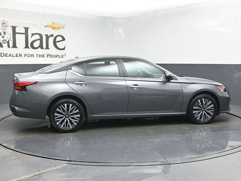 Used 2025 Nissan Altima 2.5 SV AWD/4WD image 52