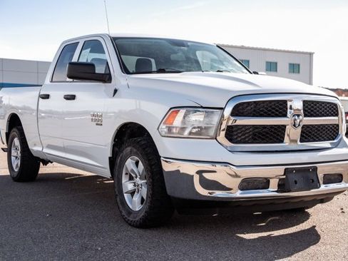 Used 2024 RAM 1500 Classic SLT image 3