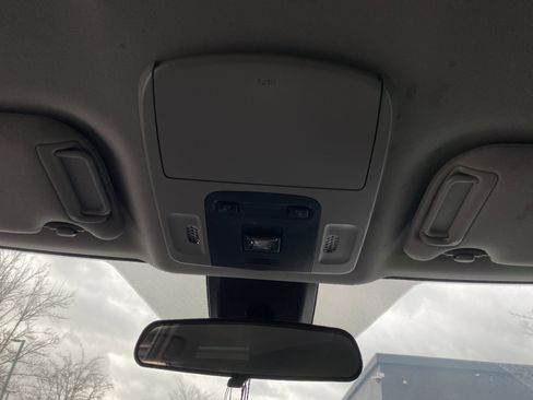 Used 2019 Toyota Camry LE image 29