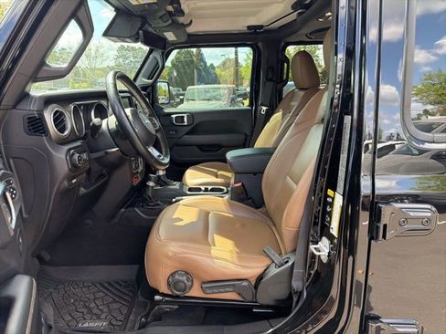 Used 2020 Jeep Gladiator Rubicon w/ Dual Top Group image 18