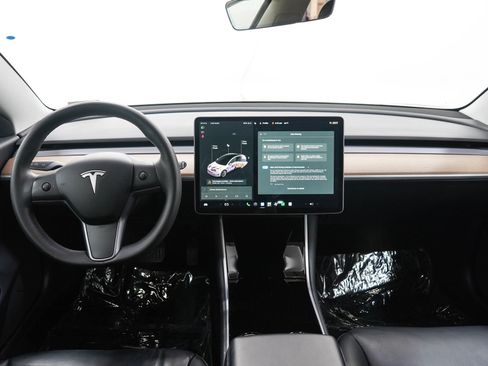 Used 2020 Tesla Model 3 Long Range AWD/4WD image 14