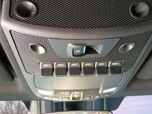 Used 2017 Ford F250 Platinum w/ FX4 Off-Road Package image 31